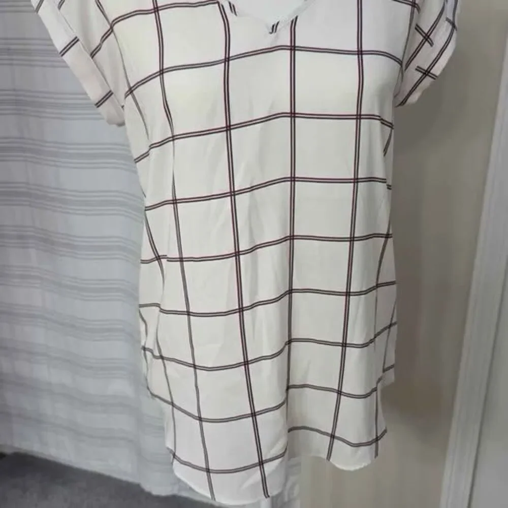 Express Women's Grid Print Short Sleeve Blouse